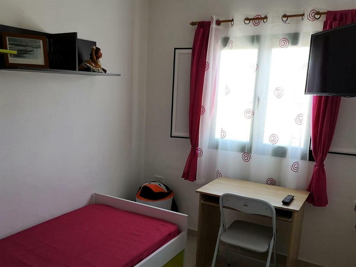 Isamar Playa Apartman Orzola Kültér fotó