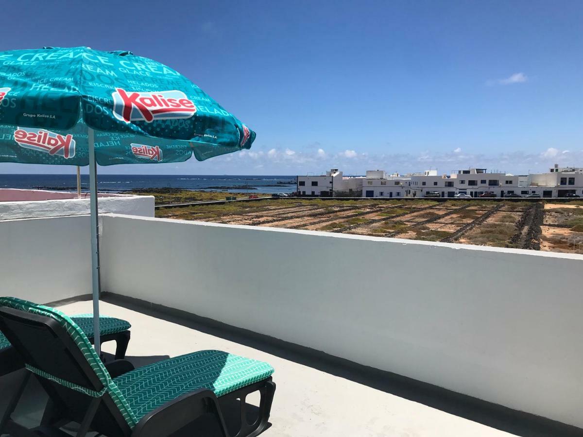 Isamar Playa Apartman Orzola Kültér fotó